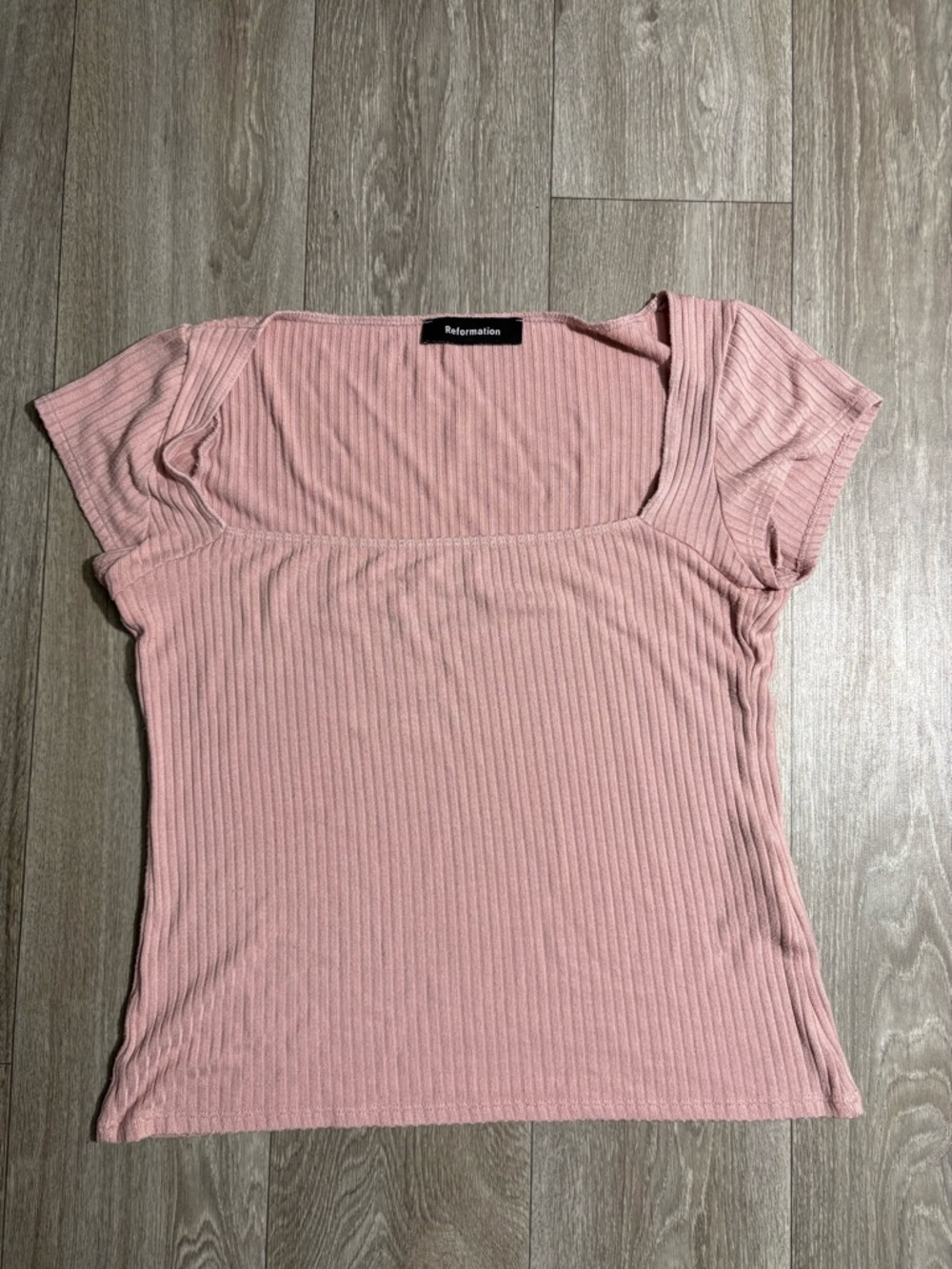 Reformation Dusty Pink Ribbed Square-Neck Short Sleeve Tee
